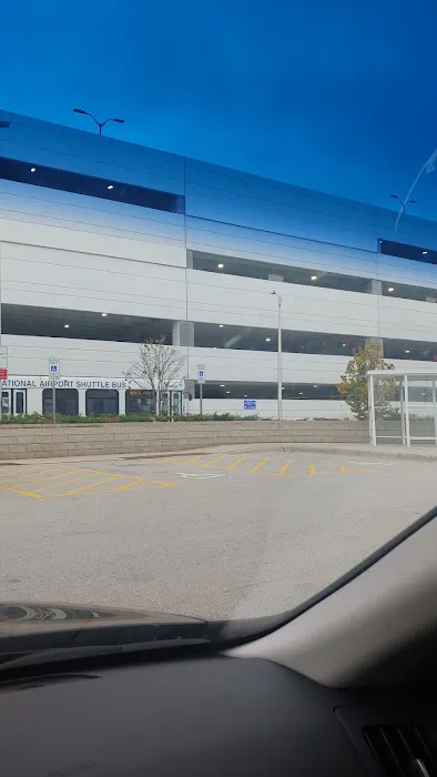 Fox Rent A Car Chicago O'Hare International Airport Picture 9