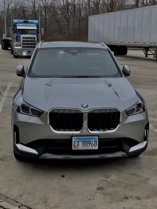 SIXT Car Rental Chicago Airport Picture 3