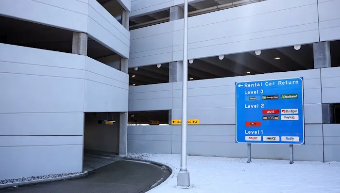 Budget Car Rental Picture 9