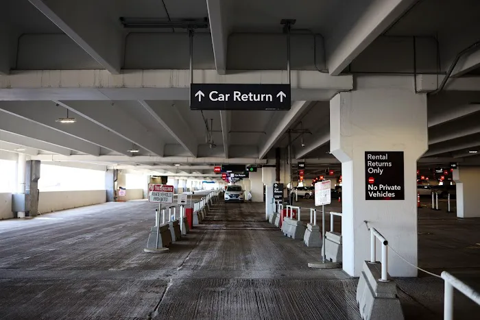 Avis Car Rental Picture 10