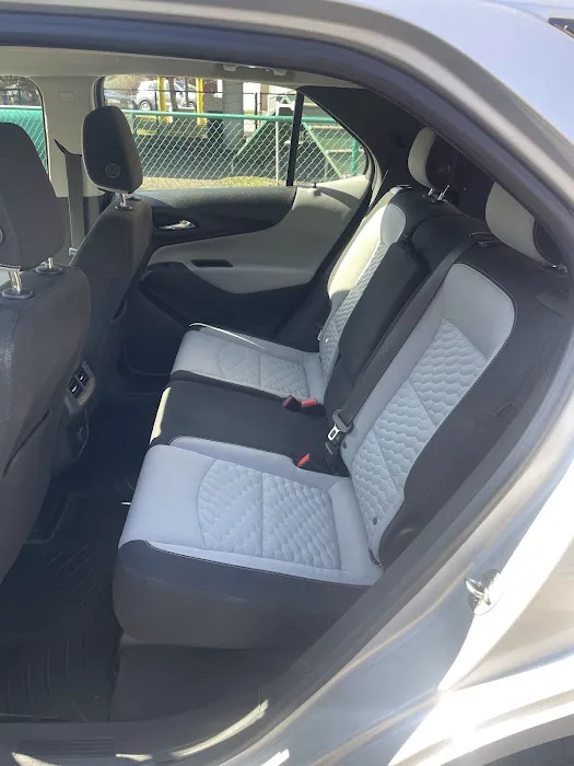 EZ Vehicle Rentals Picture 3