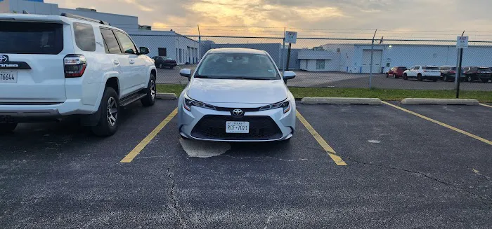 Budget Car Rental Picture 2