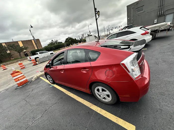 Sam’s car rental Picture 3