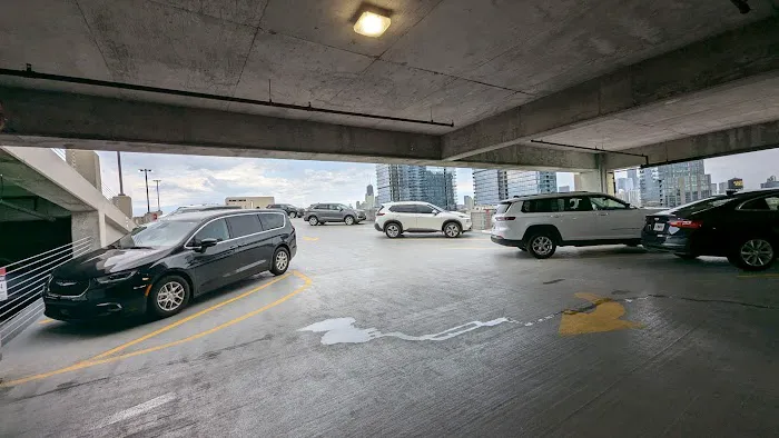 Avis Car Rental Picture 3