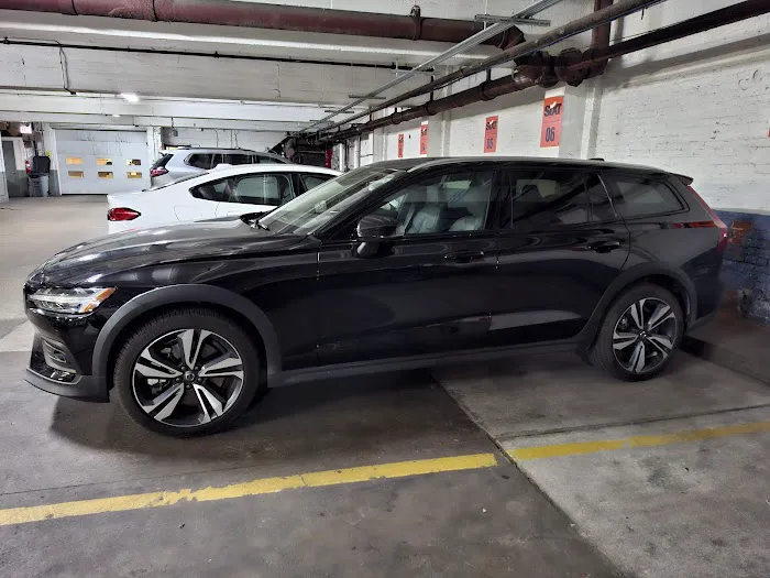 SIXT Rent a Car Chicago South Loop Picture 7