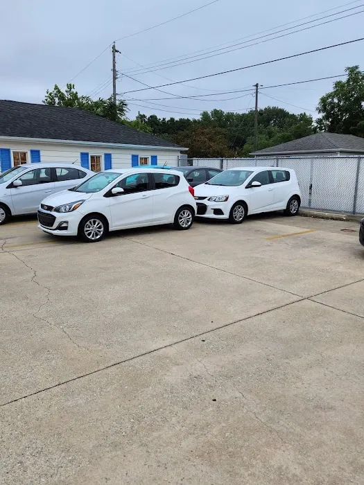 Holiday Rent A Car Picture 3
