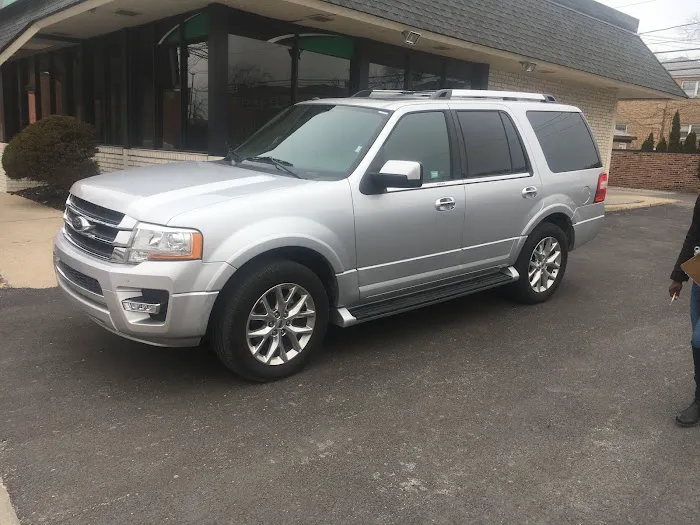 Enterprise Rent-A-Car Picture 3