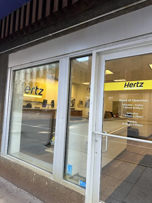 Hertz Car Rental - Chicago - North State Street Picture 6