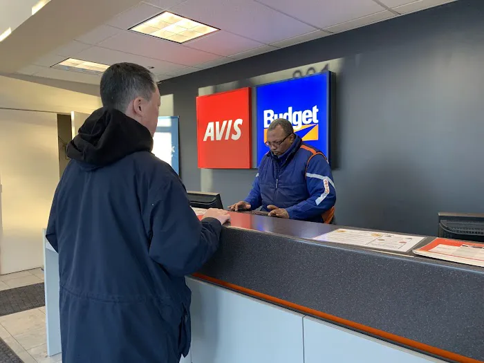 Avis Car Rental Picture 3