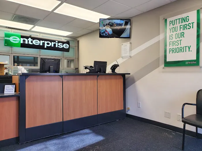 Enterprise Rent-A-Car Picture 5