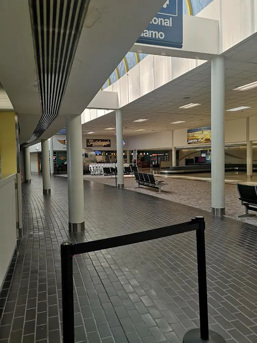 Avis Car Rental Picture 5