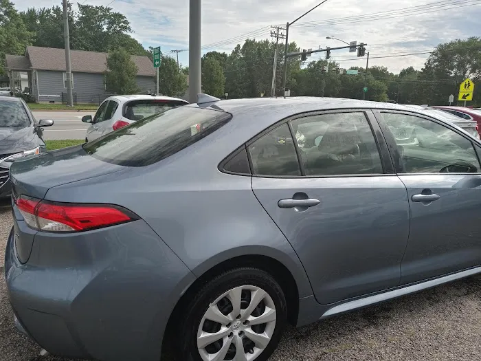 Hertz Car Rental - Mishawaka - East Mckinley Picture 9