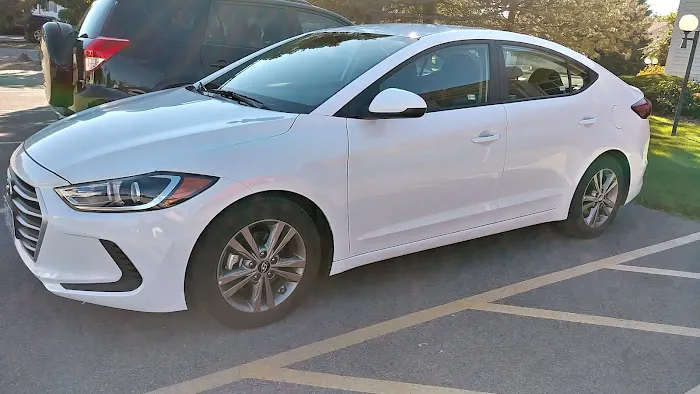 Enterprise Rent-A-Car Picture 7