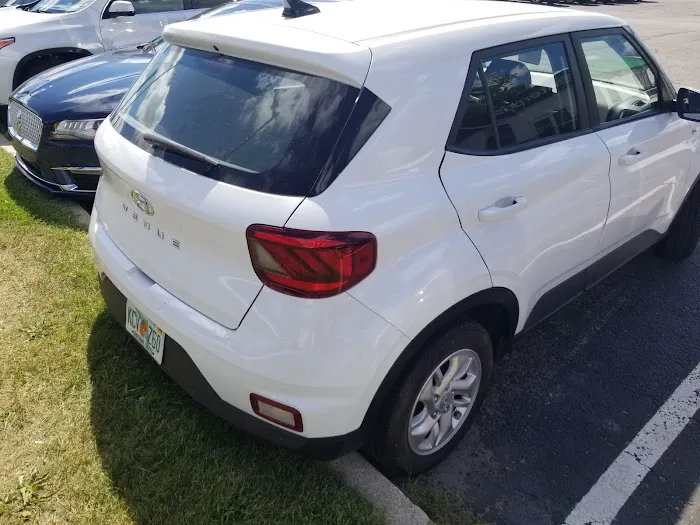 Enterprise Rent-A-Car Picture 9