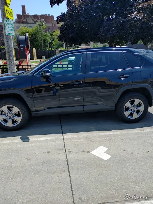 Enterprise Rent-A-Car Picture 9