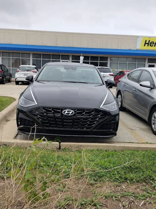 Hertz Car Rental - Rockford - Walton Street Picture 1