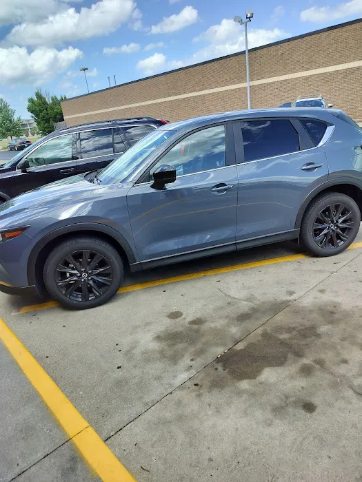 Enterprise Rent-A-Car Picture 7