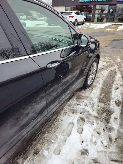 Hertz Car Rental - Madison - Odana Road Picture 3