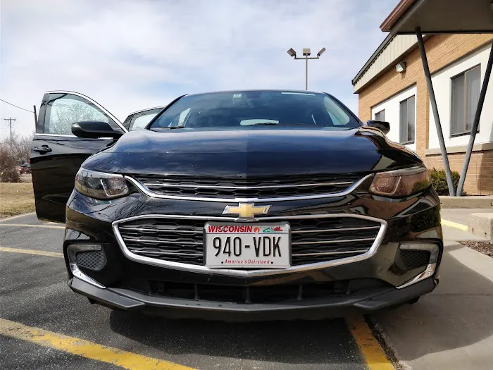 Avis Car Rental Picture 1
