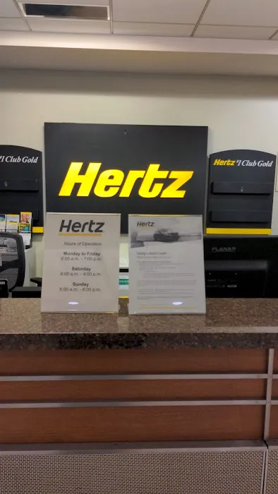 Hertz Car Rental - Madison - Dane County Regional Airport (MSN) Picture 5