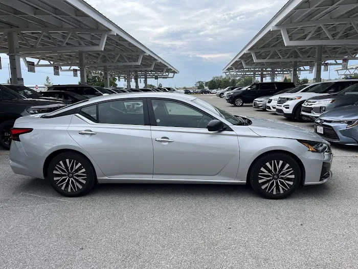 Avis Car Rental Picture 6