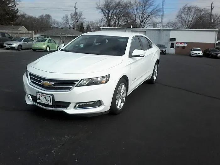 Avis Car Rental Picture 3