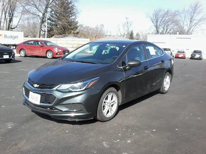 Avis Car Rental Picture 1