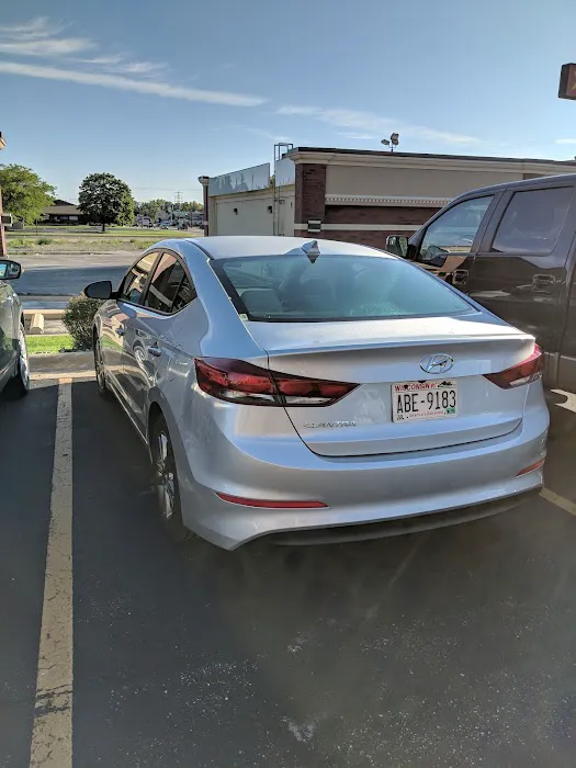 Hertz Car Rental - Austin Straubel Airport Picture 9