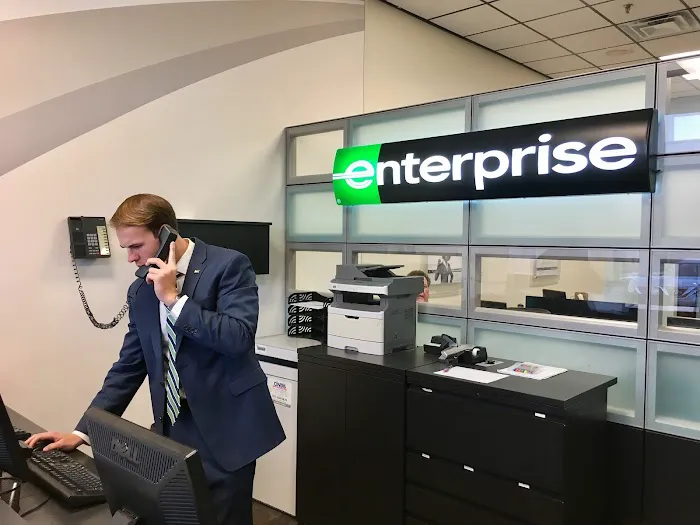 Enterprise Rent-A-Car Picture 6