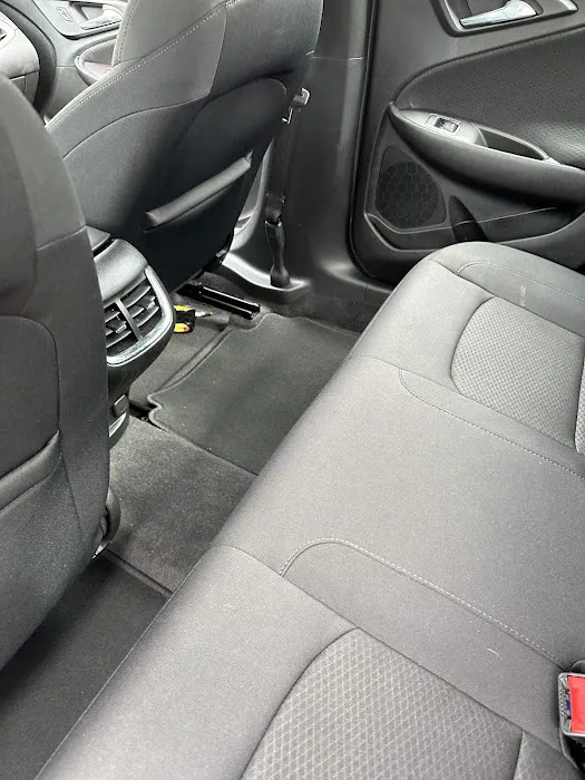 Avis Car Rental Picture 3