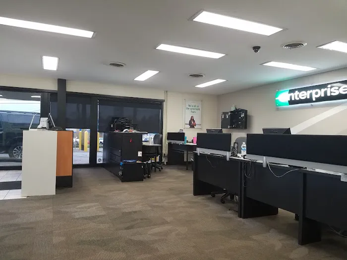 Enterprise Rent-A-Car Picture 7