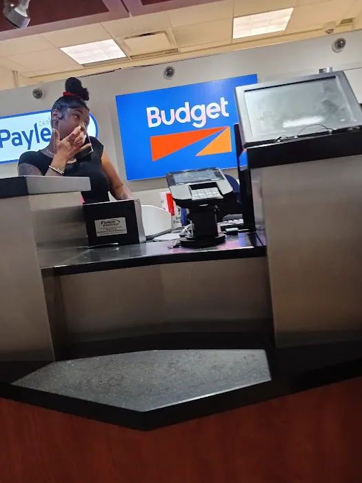 Budget Car Rental Picture 2