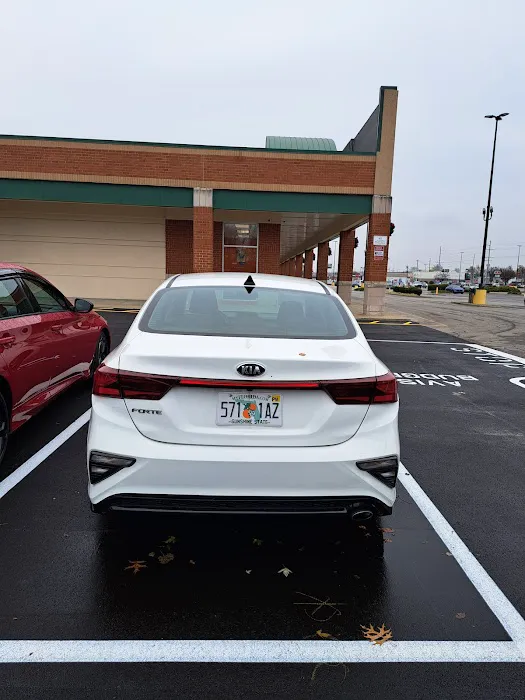Budget Car Rental Picture 2