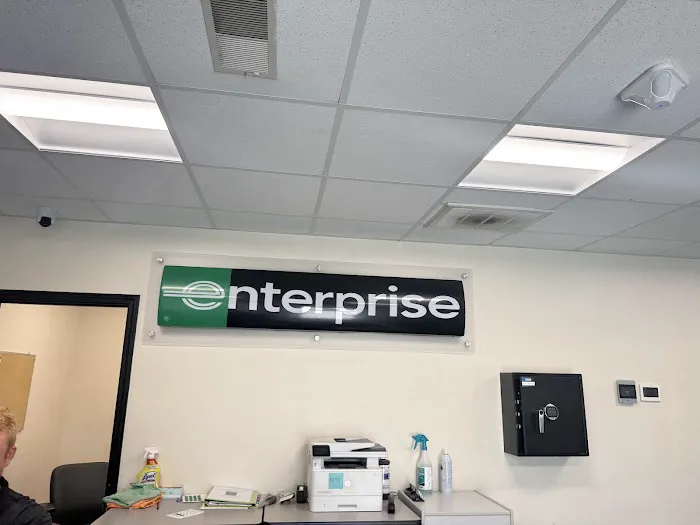 Enterprise Rent-A-Car Picture 4