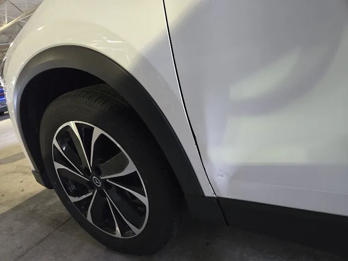 Avis Car Rental Picture 5
