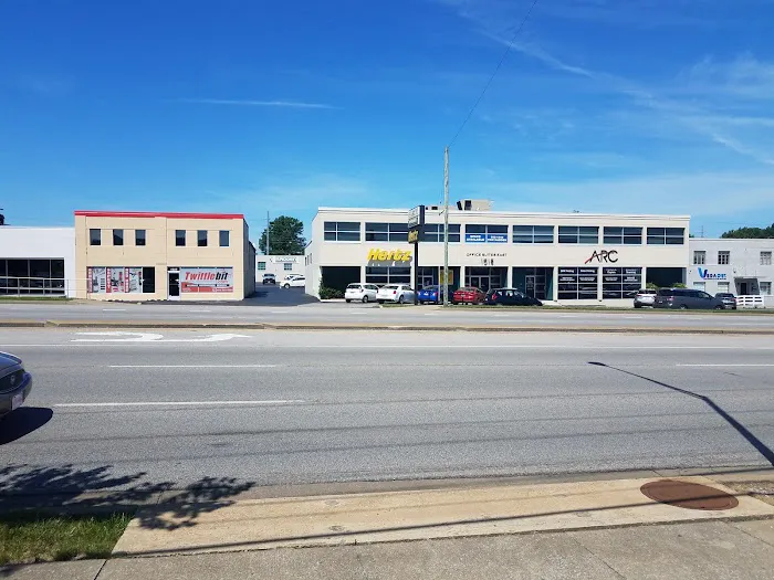 Hertz Car Rental - Lexington - Richmond Road Picture 9