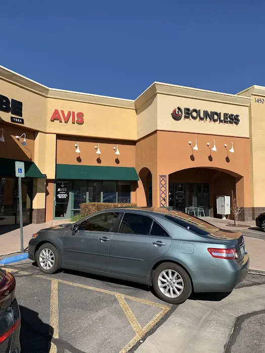 Avis Car Rental Picture 4