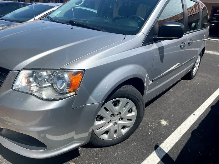 Empire Cash Car Rental Picture 8