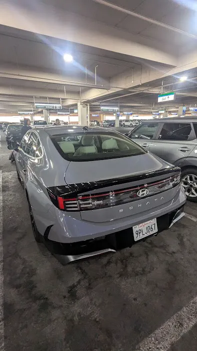 Las Vegas Rental Car Picture 6
