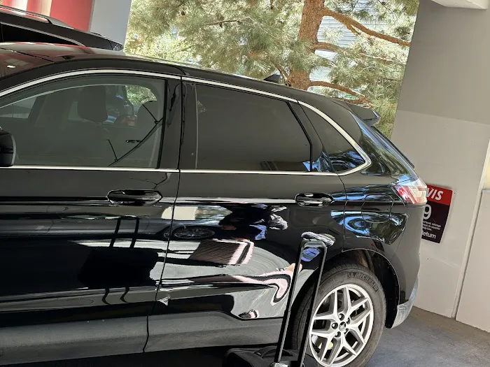 Avis Car Rental Picture 4