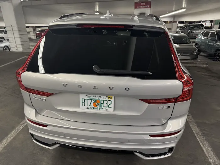SIXT Rent a Car Las Vegas Int Airport Picture 3
