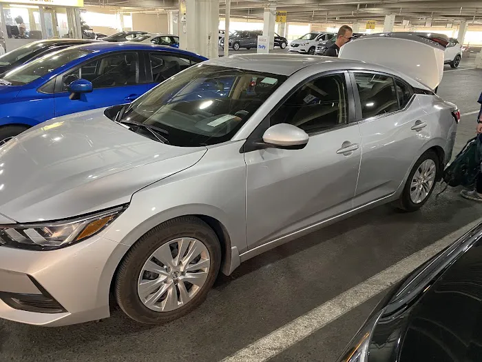 Thrifty Car Rental Picture 7