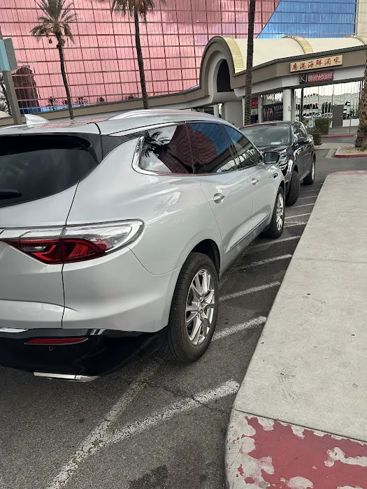 Avis Car Rental Picture 8