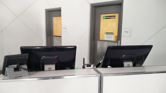 Enterprise Rent-A-Car Picture 9