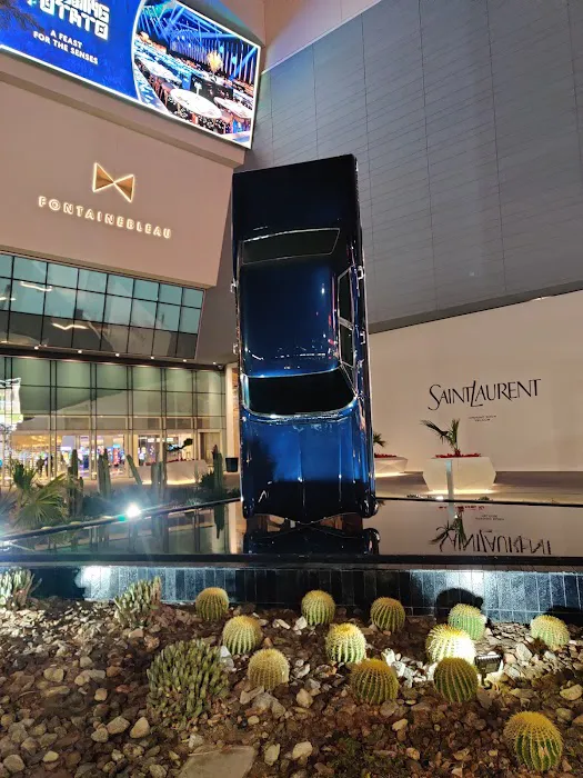 Dollar Car Rental - Fontainebleau Las Vegas Picture 7