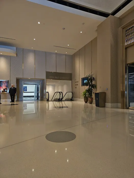 Dollar Car Rental - Fontainebleau Las Vegas Picture 5