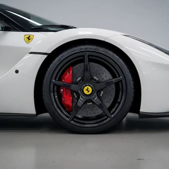 Luxe Lifestyle Cars Picture 1