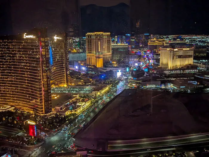 Hertz Car Rental - Las Vegas - Resorts World Picture 3