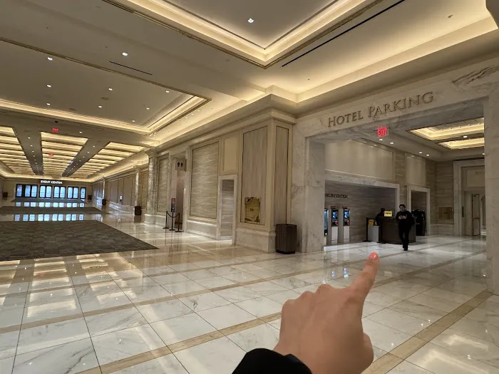 Hertz Car Rental - Las Vegas - Resorts World Picture 2