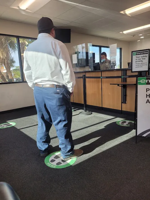 Enterprise Rent-A-Car Picture 7